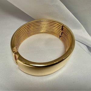 ITALIAN 18K Hinged Bracelet, Wide Cuff, Vintage